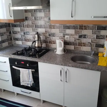 דירה Lovely House Cheap - Be My Guest