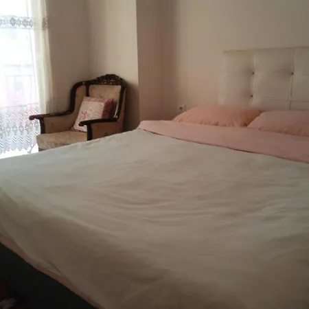 Lovely House Cheap - Be My Guest דירה *